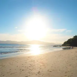 Estaleiro Artes. Сasa de vacaciones Florianópolis