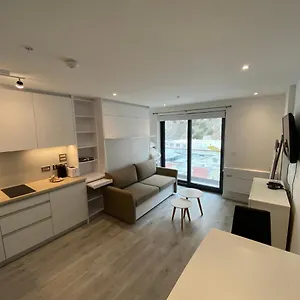Apartamento Modern At The Hub, Gibraltar