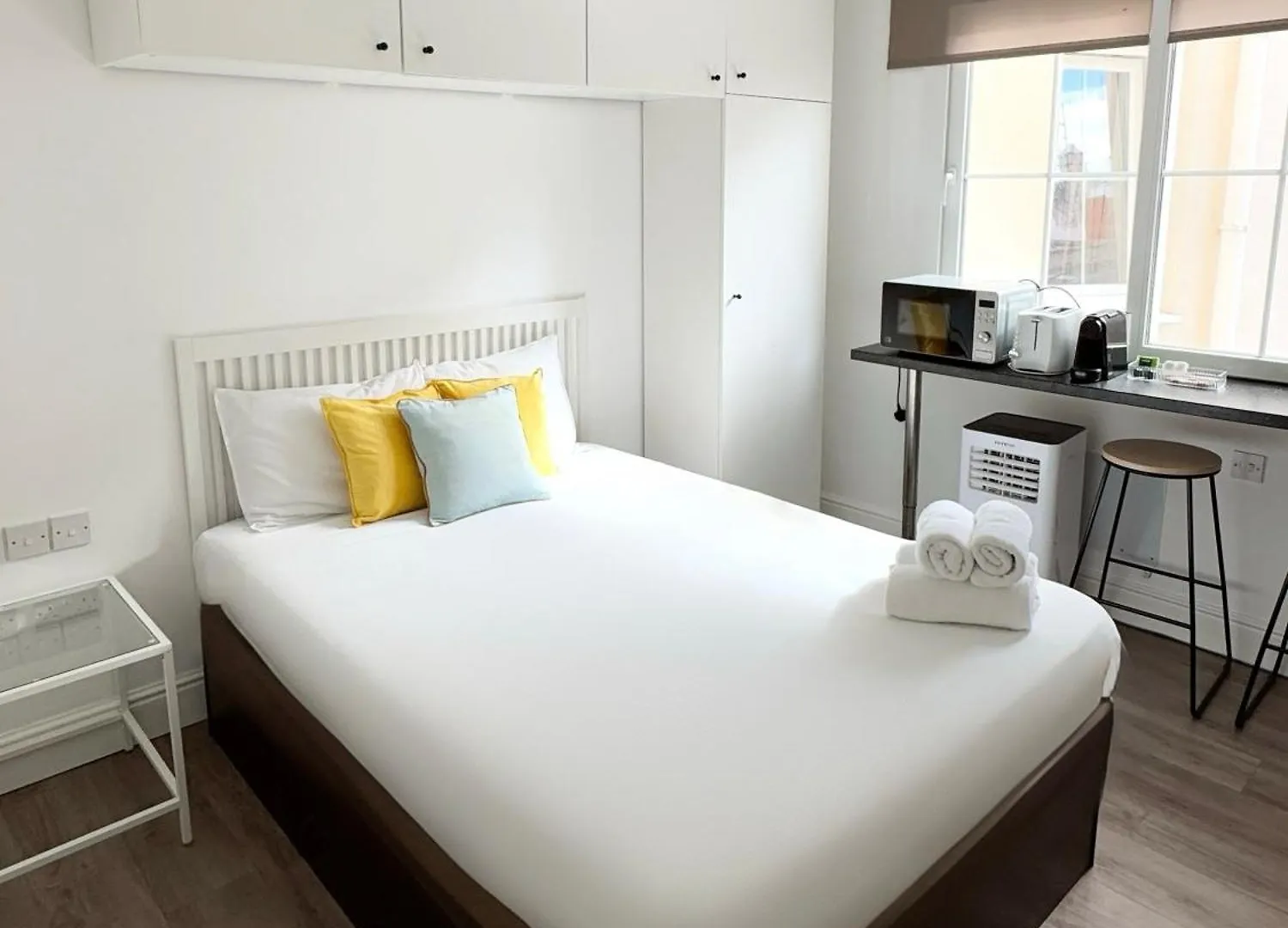 Stylish City Centre Studio - Grand Central House Gibraltar 0*,